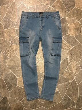 BoohooMAN Cargo Jeans 34 x 32 (34R)